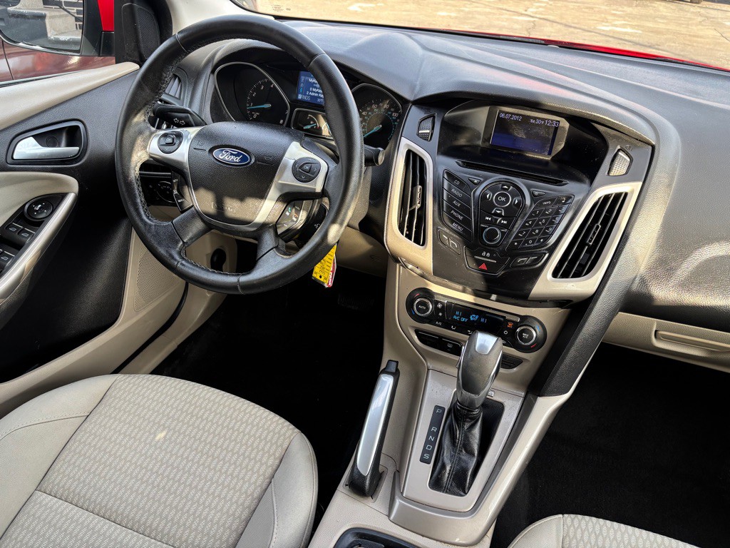 2012 Ford Focus Image 5
