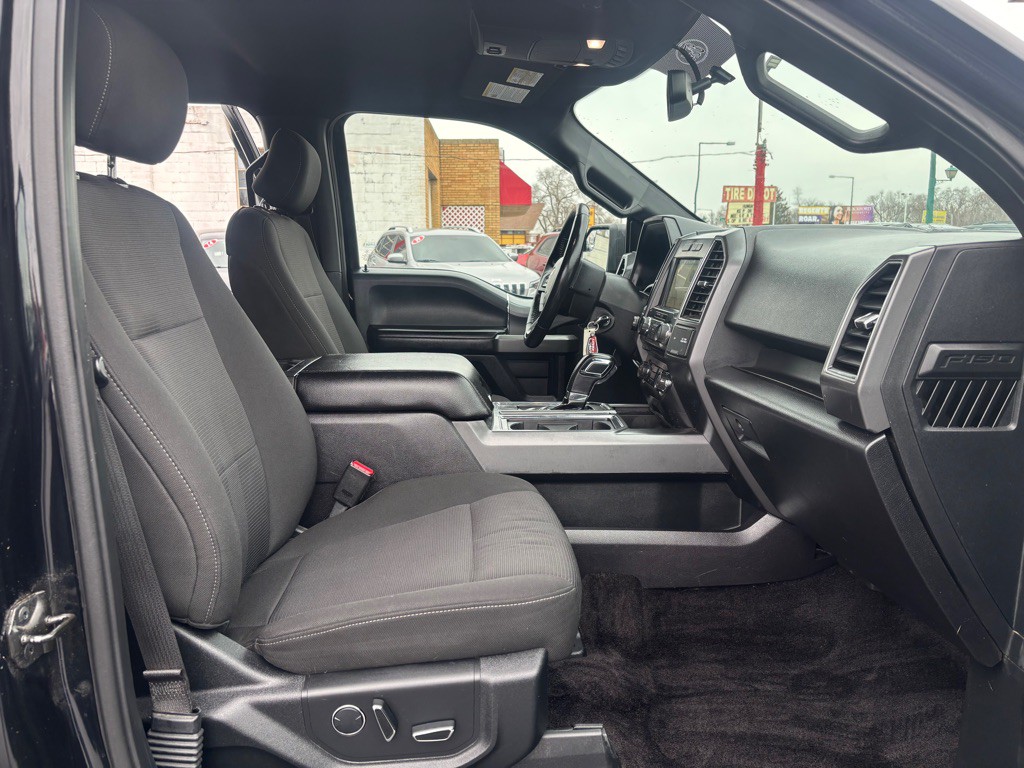 2017 Ford F-150 Image 8