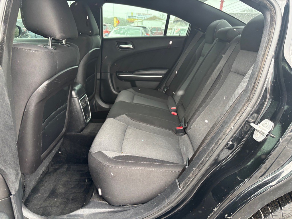 2015 Dodge Charger Image 8