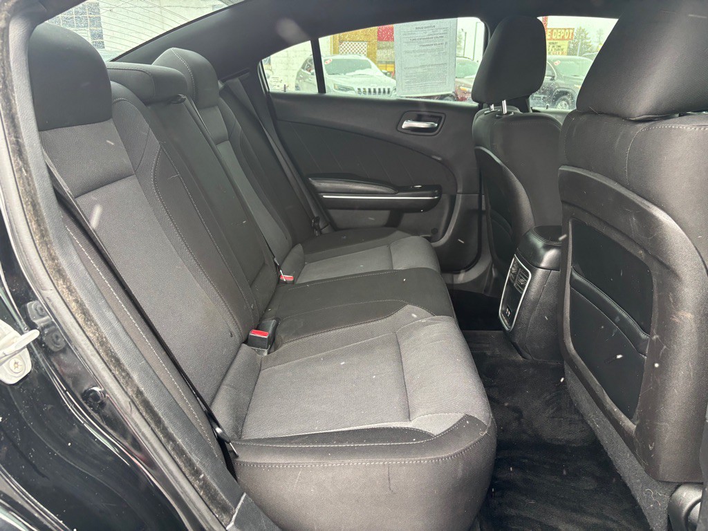 2015 Dodge Charger Image 10