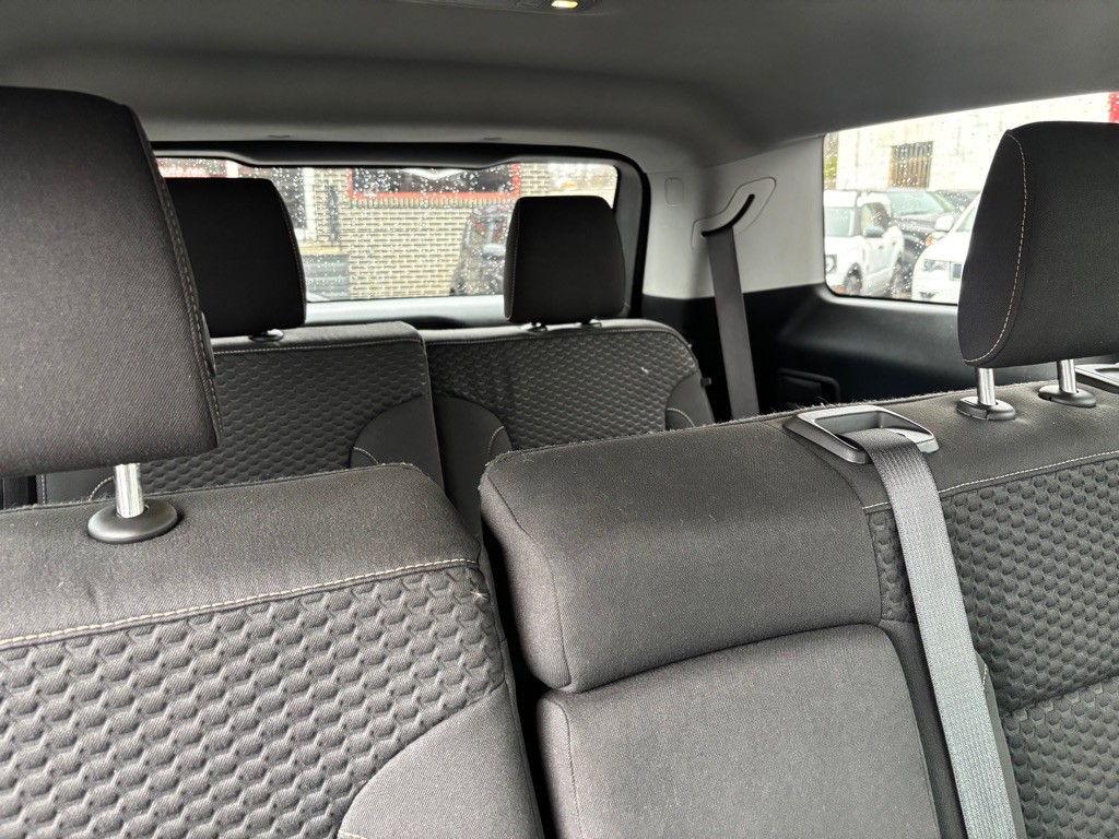 2017 GMC Acadia Image 8