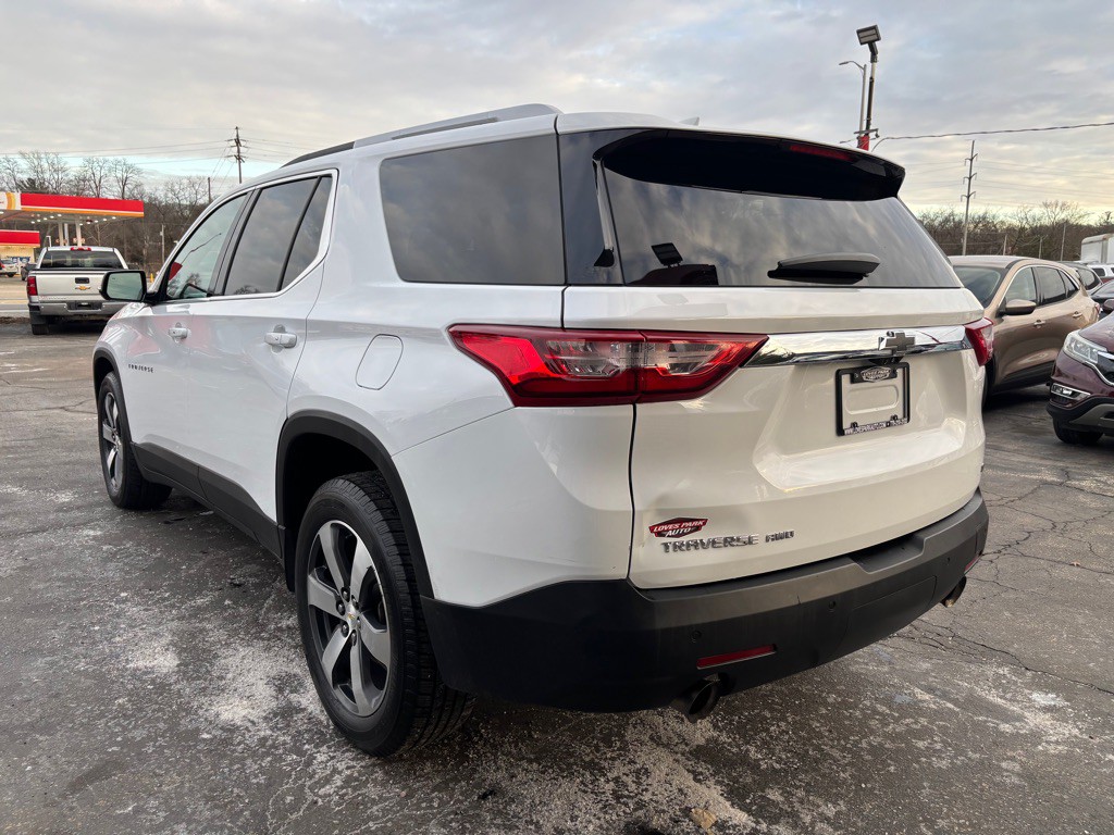 2018 Chevrolet Traverse Image 3