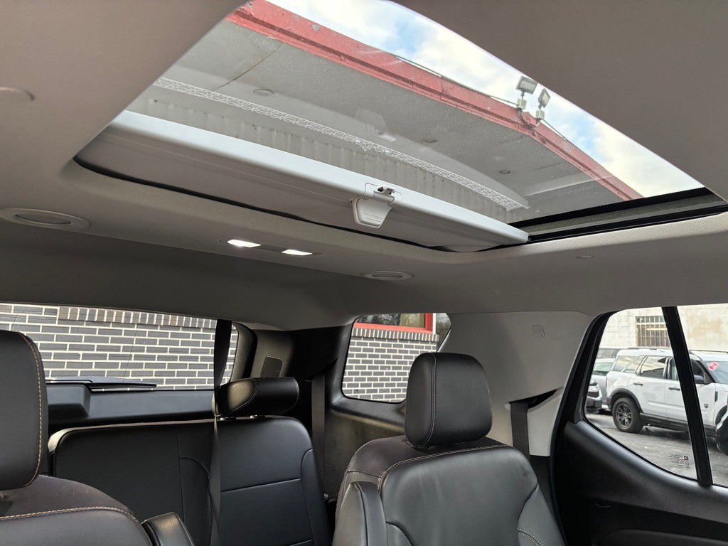 2018 Chevrolet Traverse Image 11