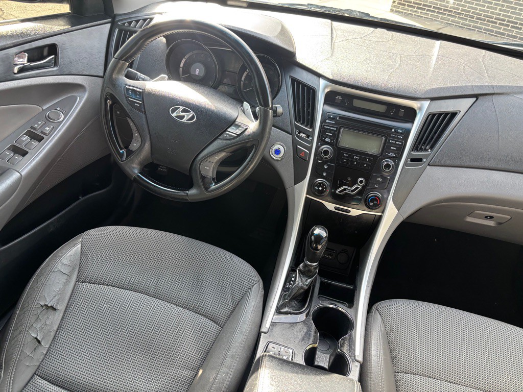2013 Hyundai Sonata Image 5