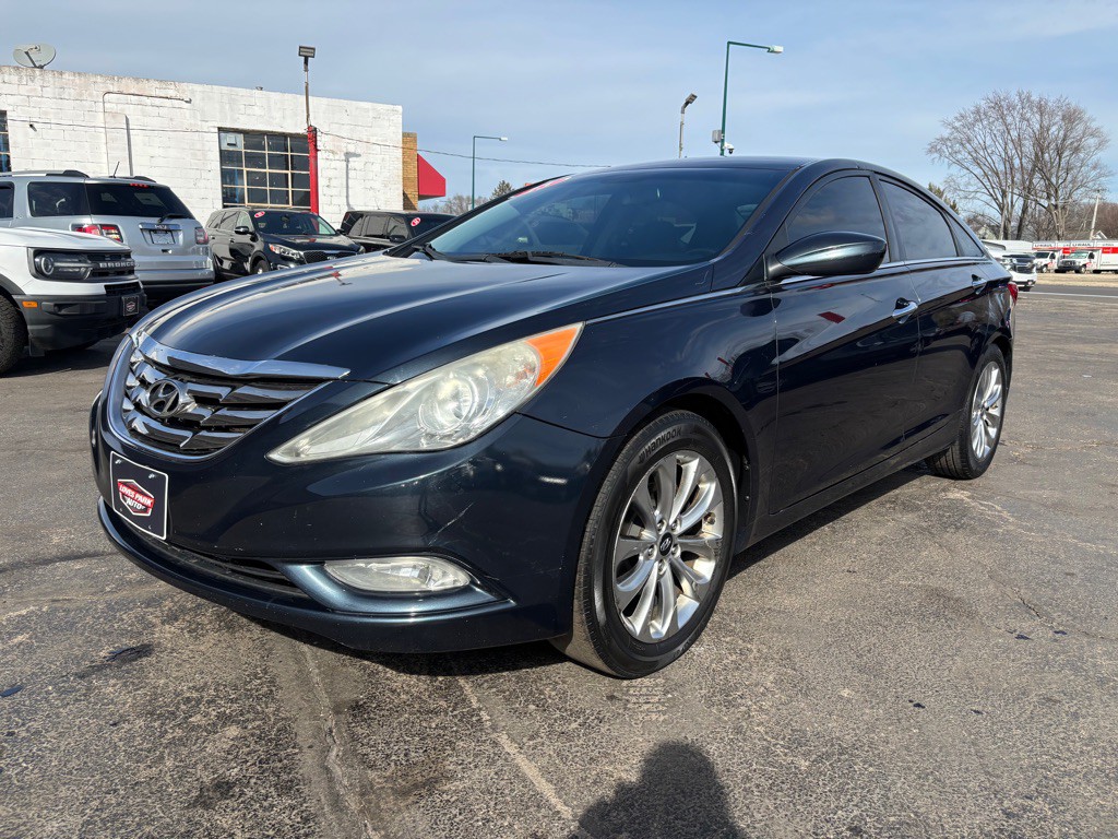 2013 Hyundai Sonata Image 6