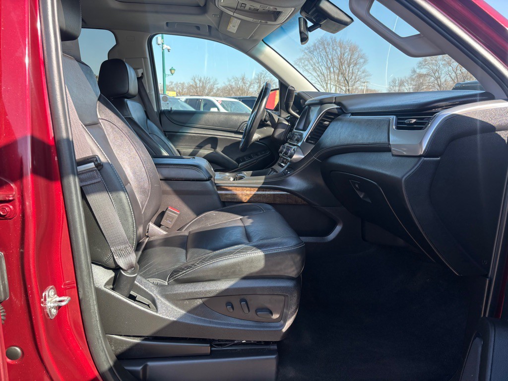 2017 Chevrolet Tahoe Image 10