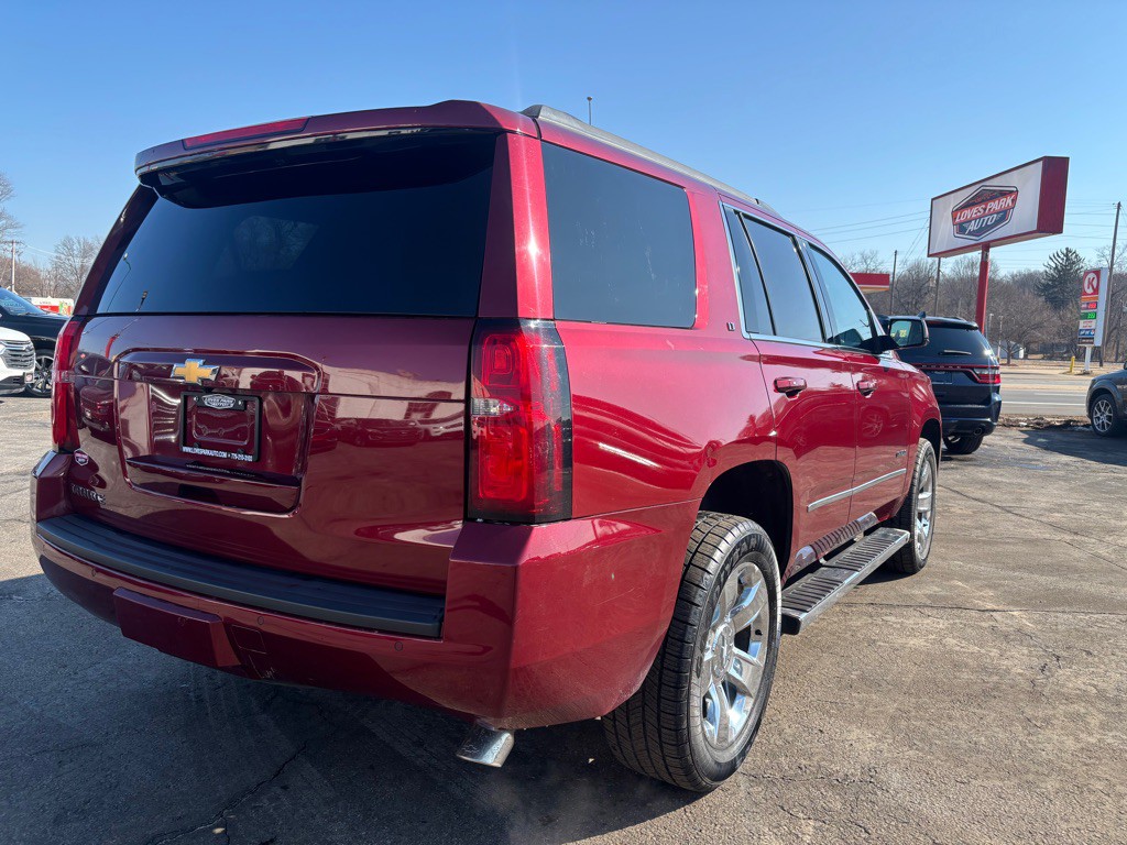 2017 Chevrolet Tahoe Image 3