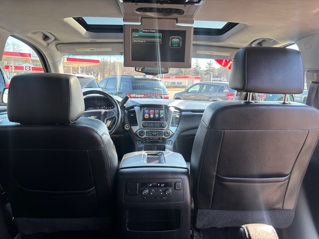 2017 Chevrolet Tahoe Image 11