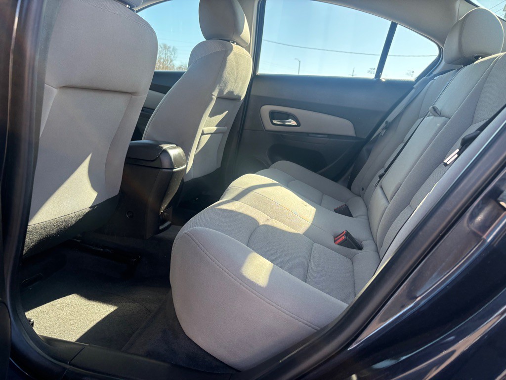 2014 Chevrolet Cruze Image 8