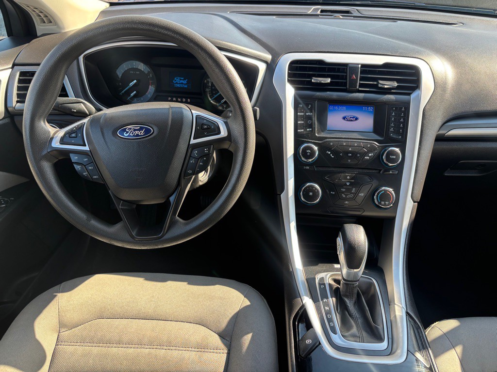 2013 Ford Fusion Image 2