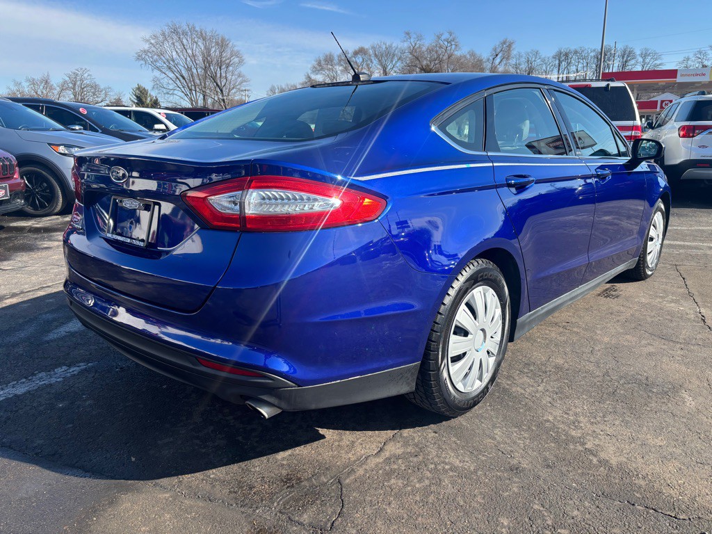 2013 Ford Fusion Image 4