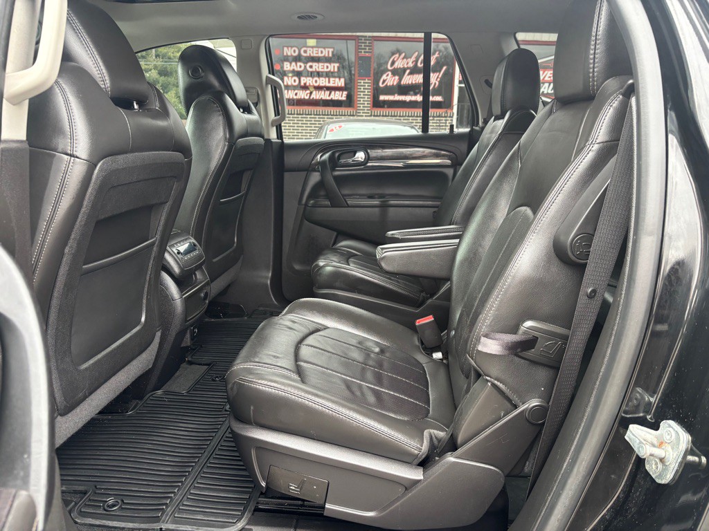 2017 Buick Enclave Image 9
