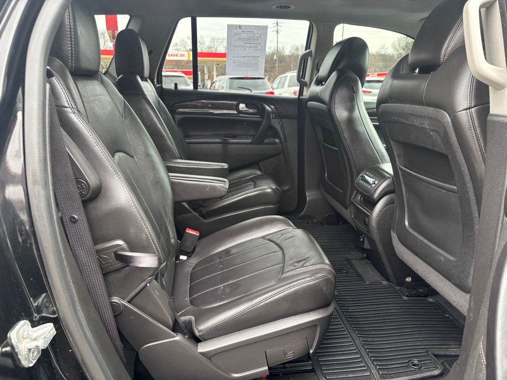 2017 Buick Enclave Image 12