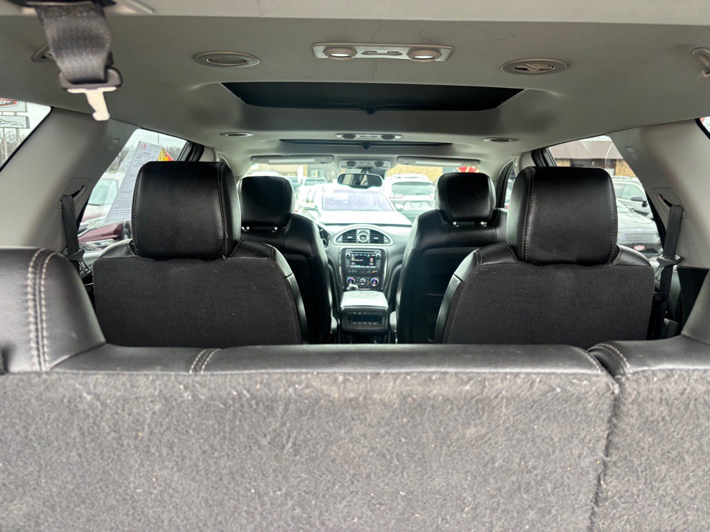2017 Buick Enclave Image 14