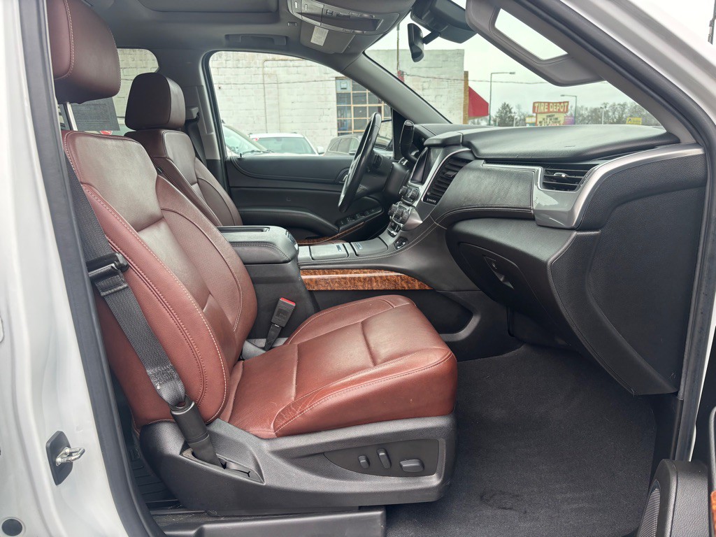 2020 Chevrolet Suburban Image 11