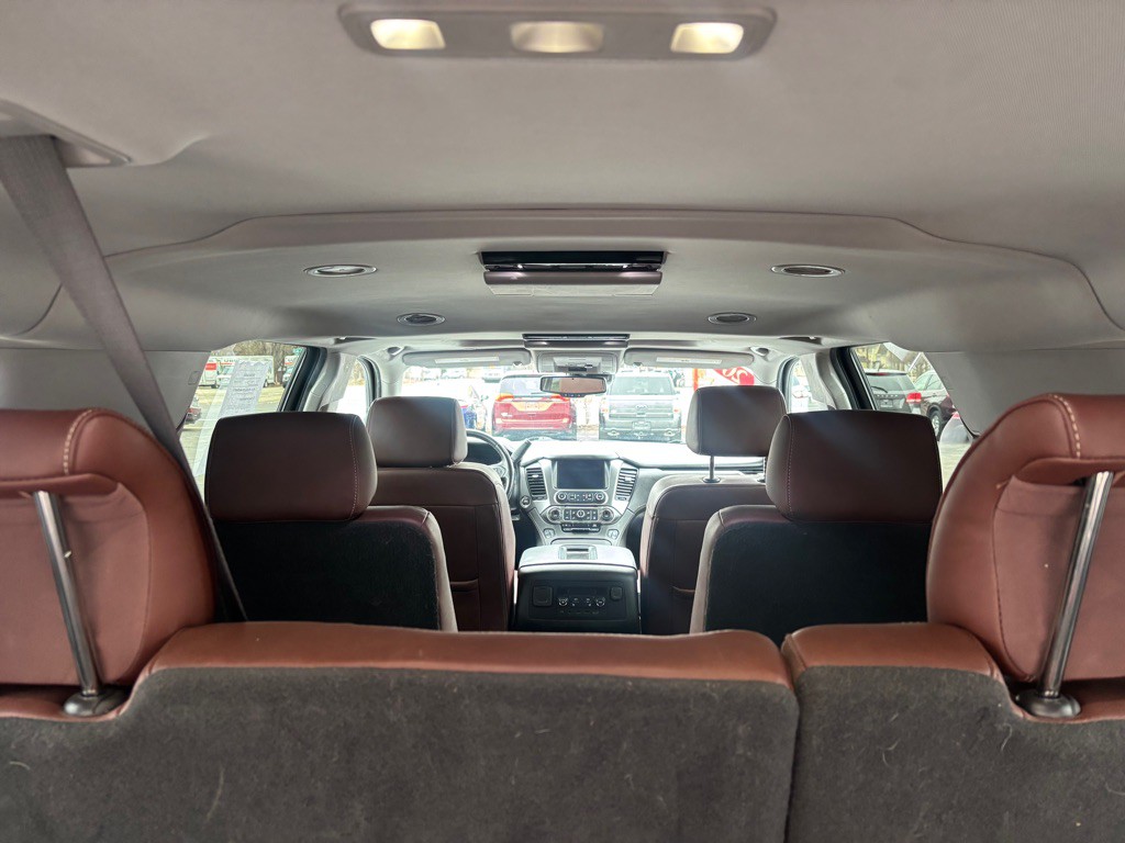 2020 Chevrolet Suburban Image 14