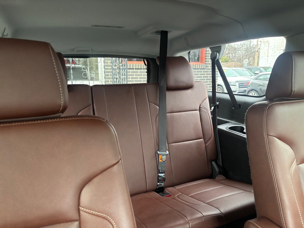 2020 Chevrolet Suburban Image 10