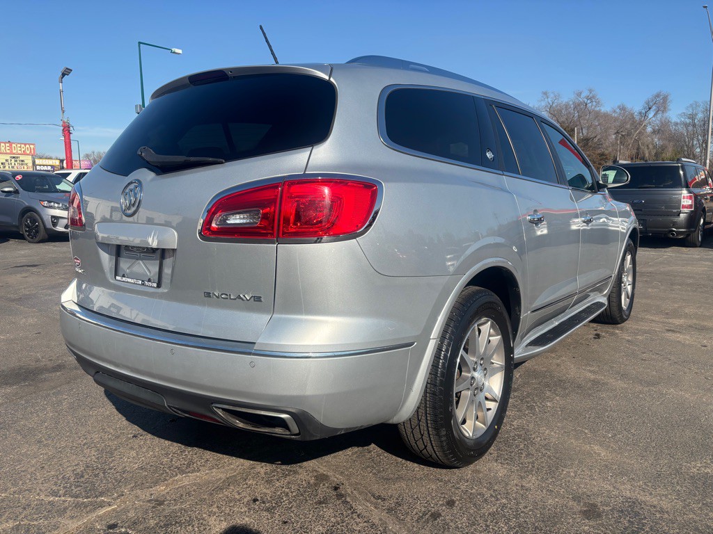 2015 Buick Enclave Image 4