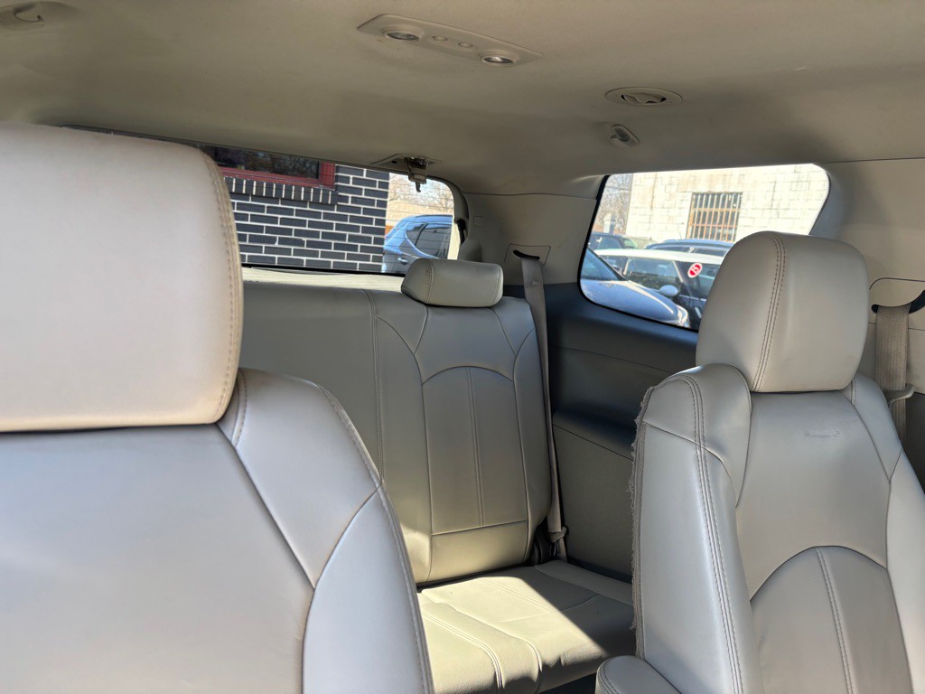 2014 GMC Acadia Image 8