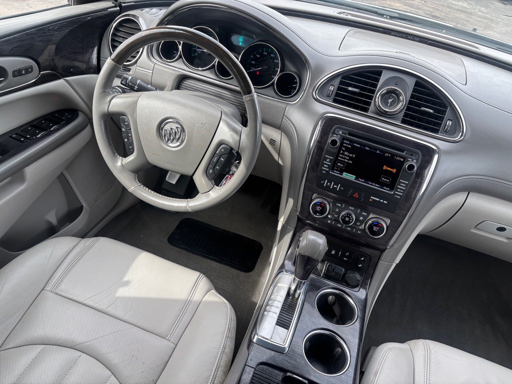 2017 Buick Enclave Image 5