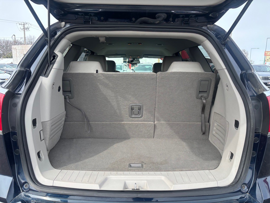 2017 Buick Enclave Image 12