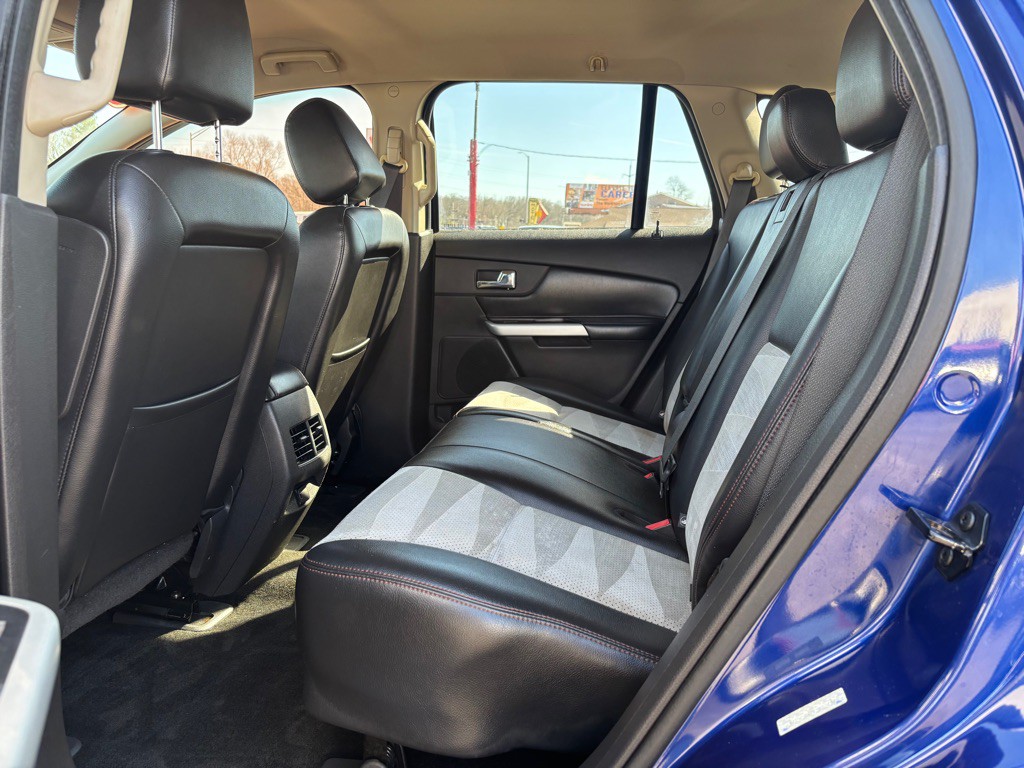 2013 Ford Edge Image 7