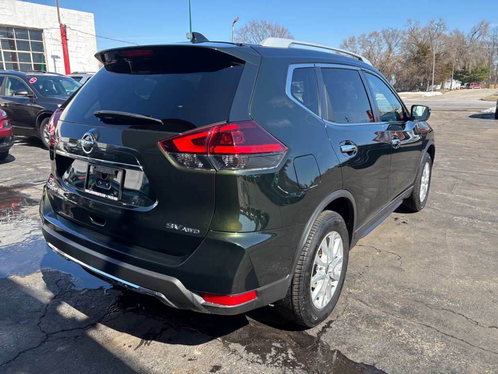 2018 Nissan Rogue Image 4