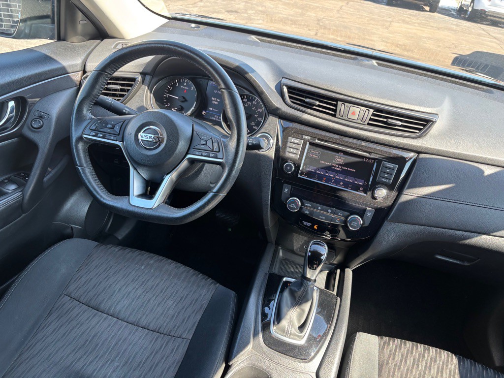 2018 Nissan Rogue Image 5