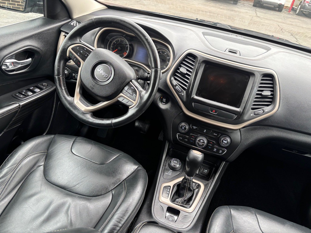 2015 Jeep Cherokee Image 5