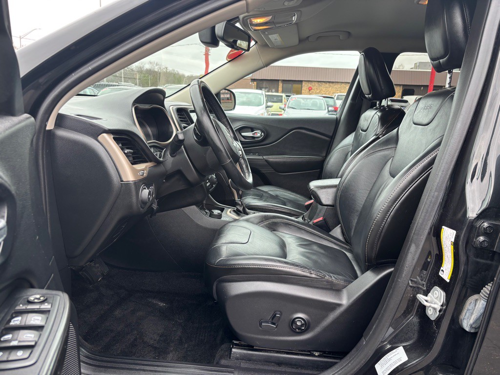 2015 Jeep Cherokee Image 7