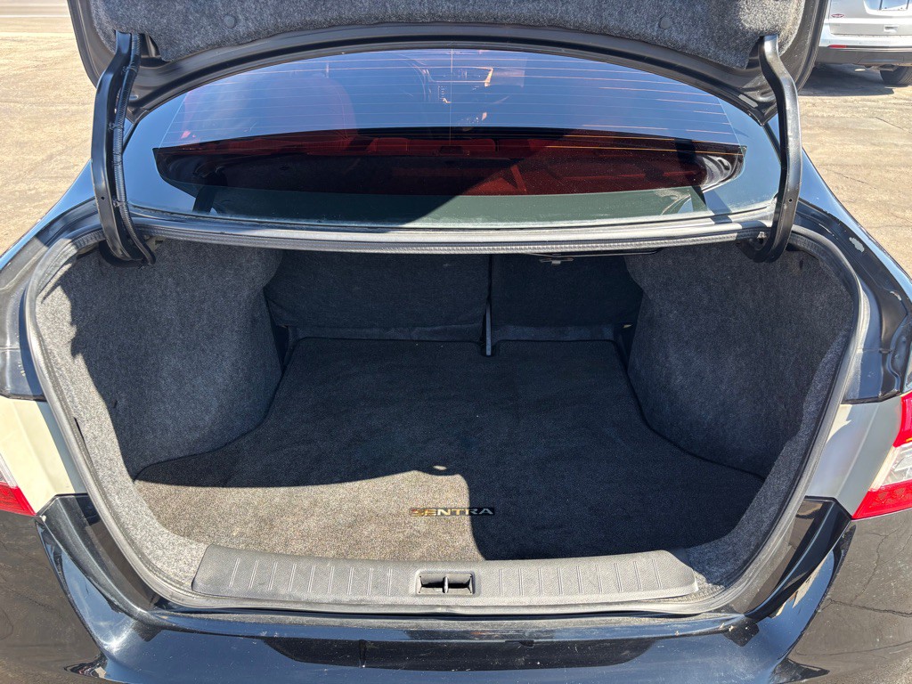 2015 Nissan Sentra Image 11