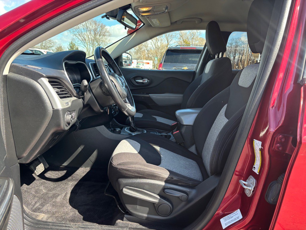 2014 Jeep Cherokee Image 7