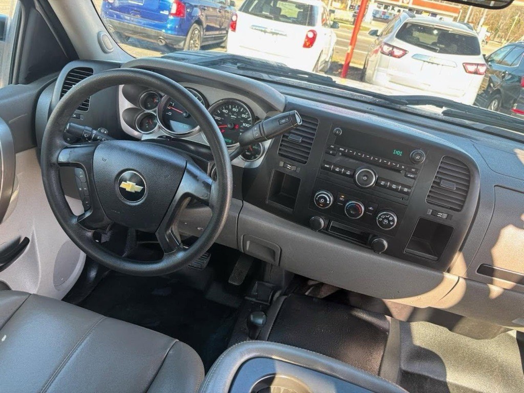 2012 Chevrolet Silverado 1500 Image 5