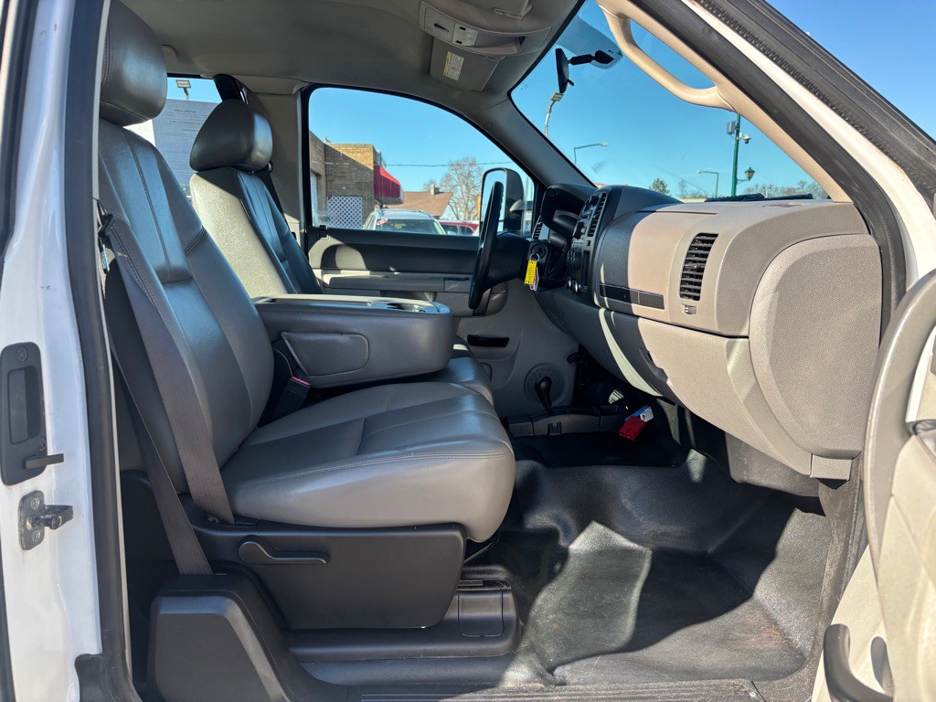 2012 Chevrolet Silverado 1500 Image 9