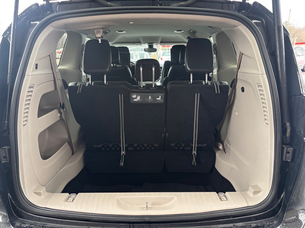 2017 Chrysler Pacifica Image 13