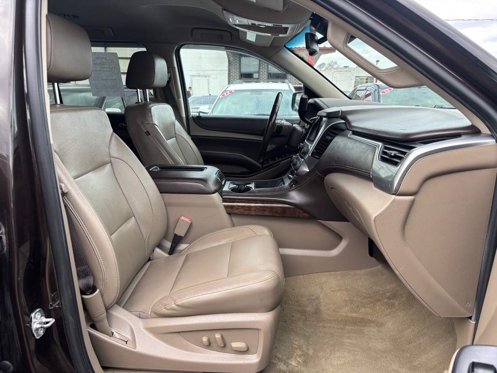 2018 Chevrolet Suburban Image 10