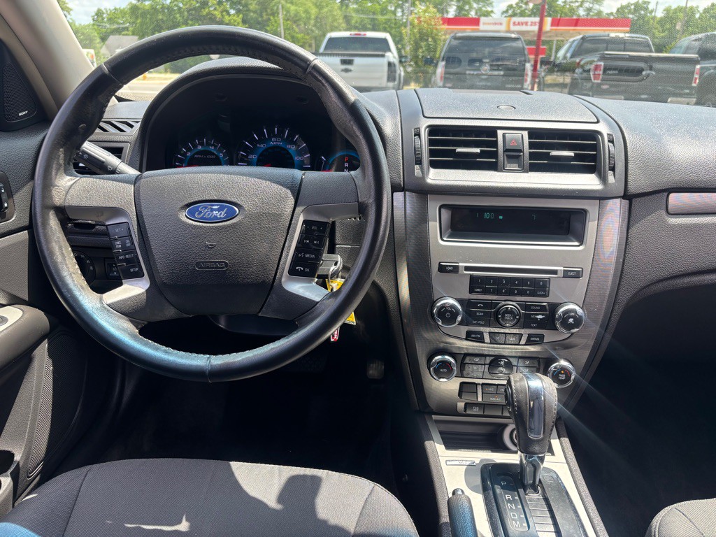 2012 Ford Fusion Image 9