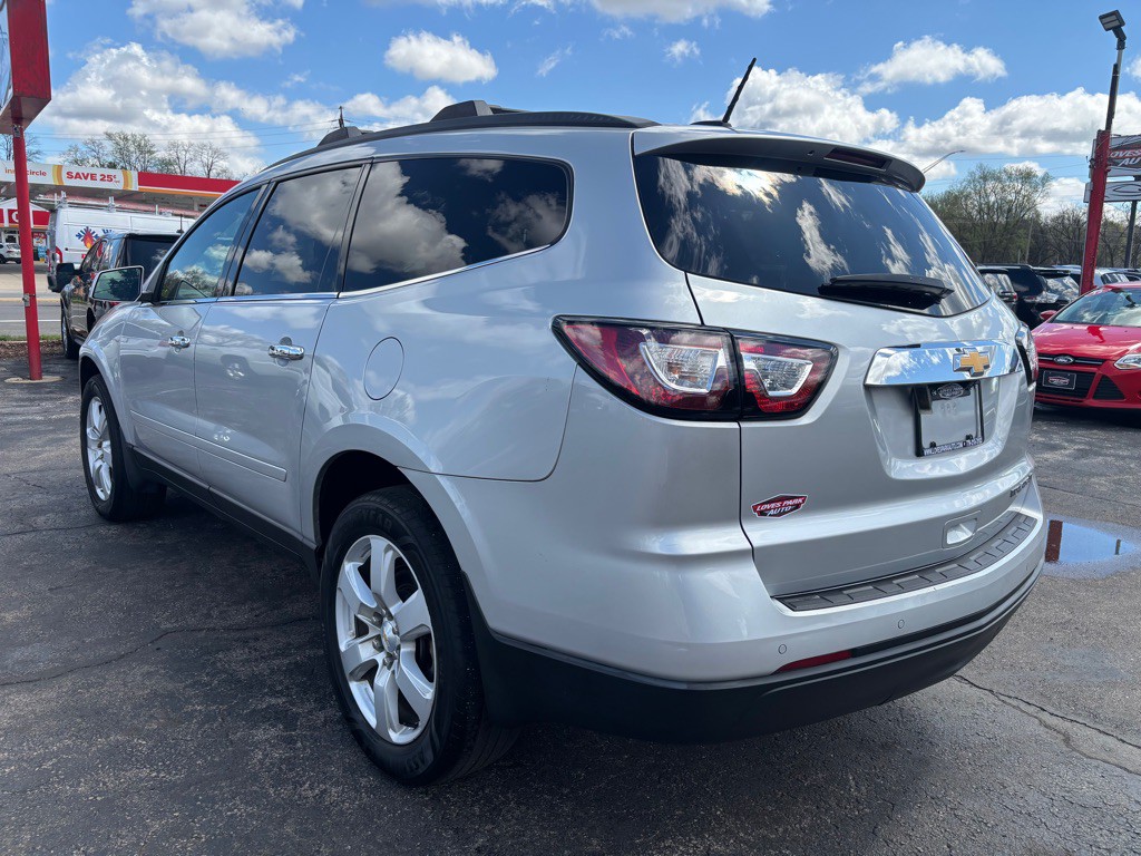 2016 Chevrolet Traverse Image 4