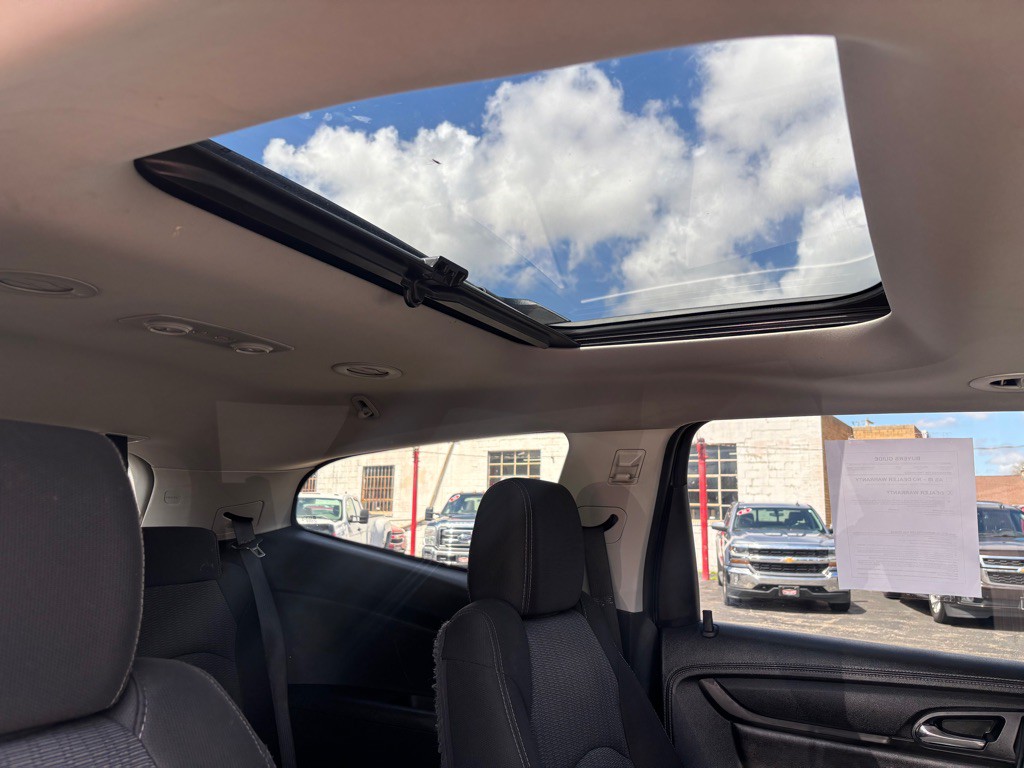2016 Chevrolet Traverse Image 11