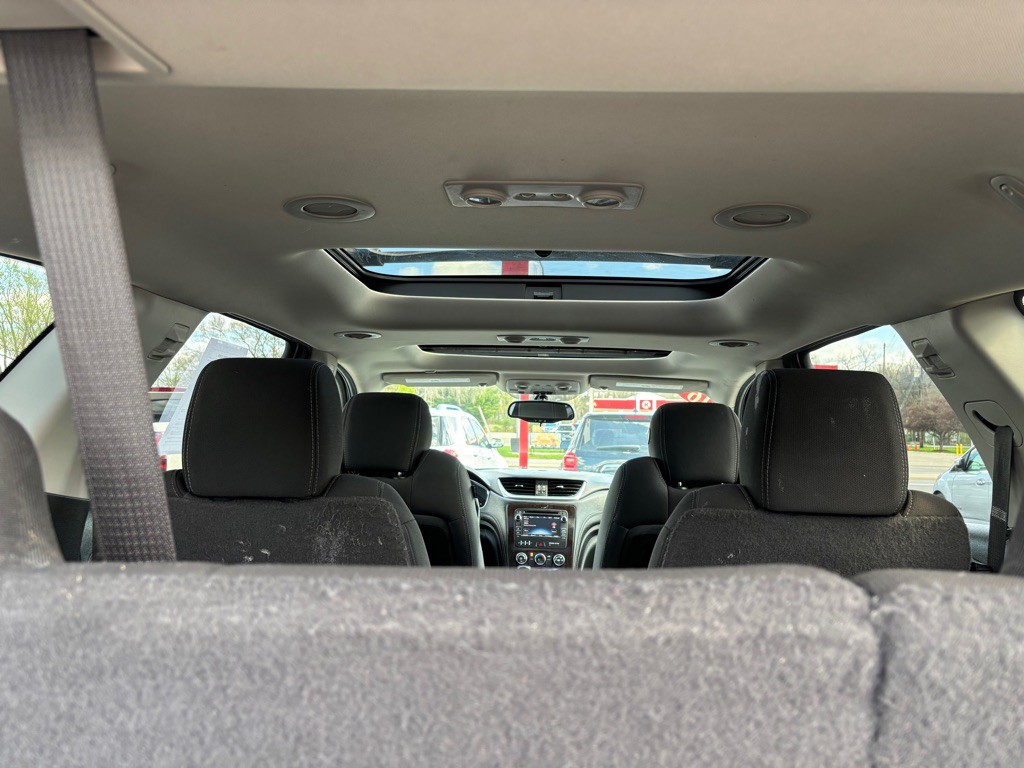 2016 Chevrolet Traverse Image 14