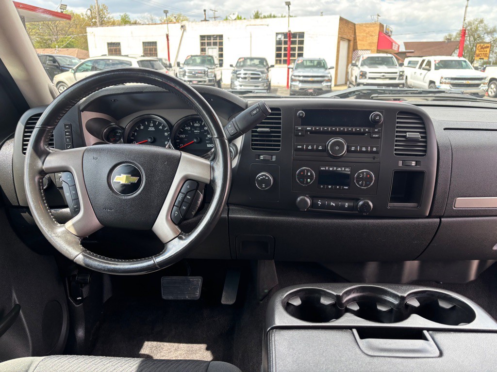 2012 Chevrolet Silverado 1500 Image 2
