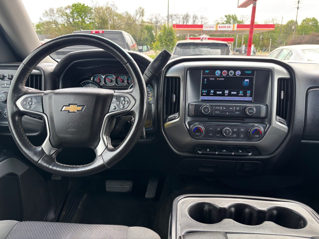 2018 Chevrolet Silverado 1500 Image 2