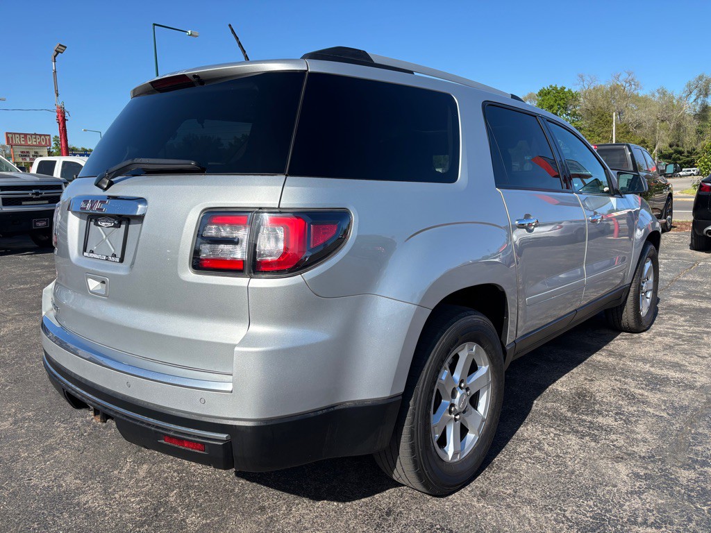 2016 GMC Acadia Image 4