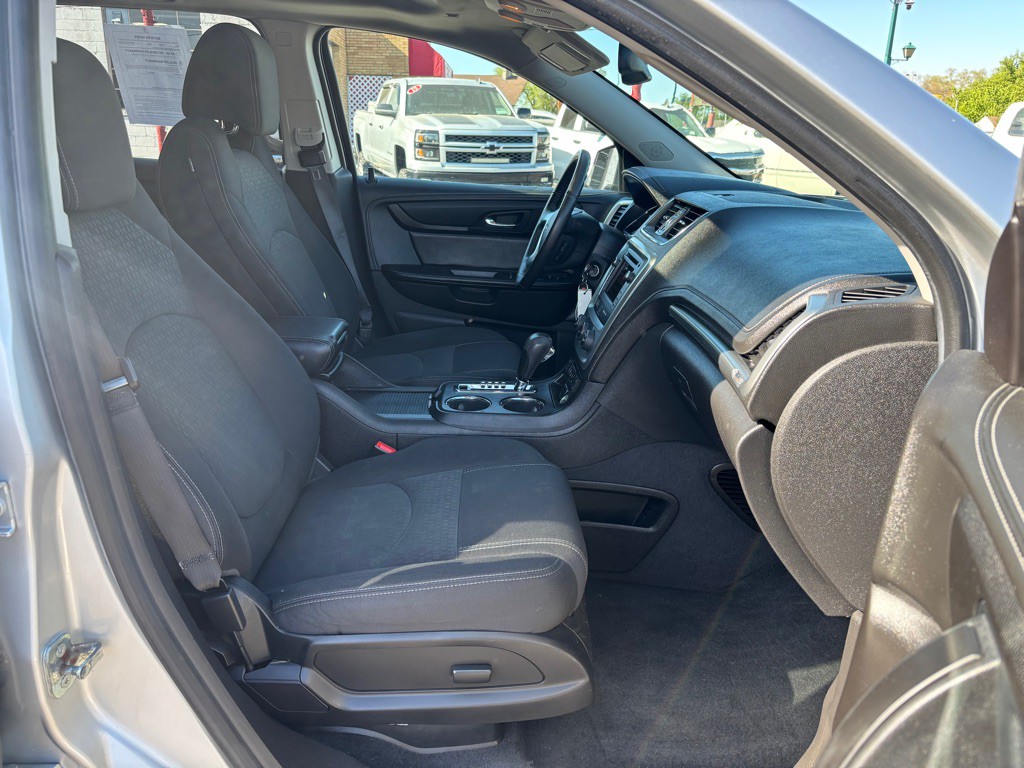2016 GMC Acadia Image 10