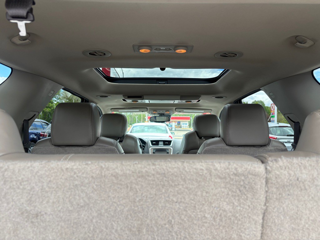 2015 GMC Acadia Image 14