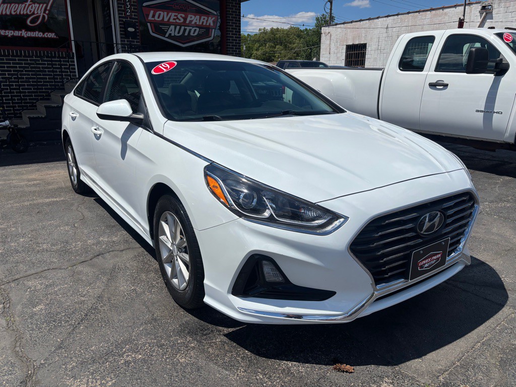 2019 Hyundai Sonata Image 1