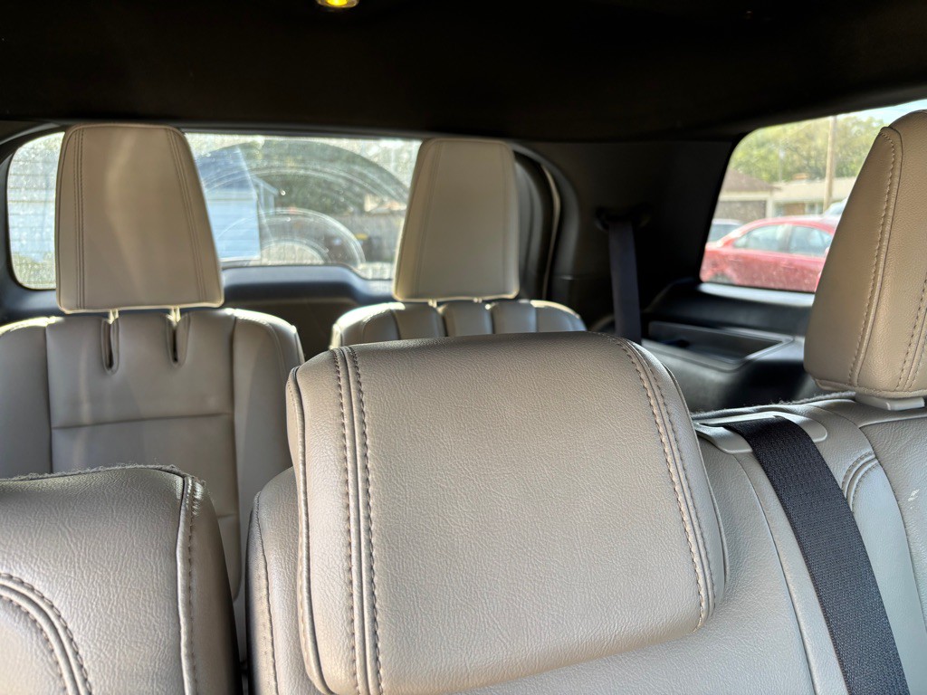 2013 Ford Explorer Image 13