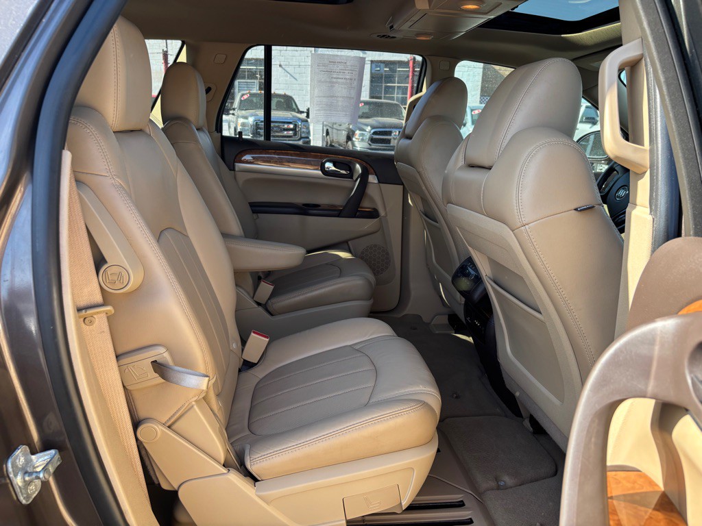 2012 Buick Enclave Image 12