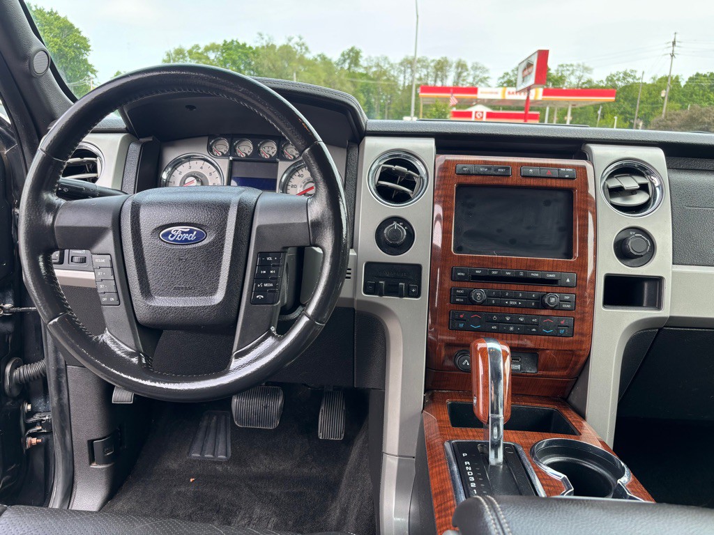 2010 Ford F-150 Image 2