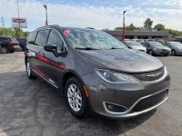 Image for 2020 Chrysler Pacifica Touring L ID: 7422613